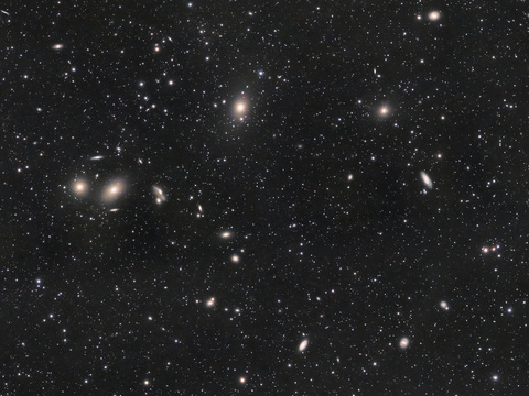 Virgo Cluster — Galaxienhaufen Virgo-Cluster. Im Bild sind mehr als 100 Galaxien auszumachen, davon allein 8 Messier-Objekte. Aufgenommen von Robert am 11.04.23 im Sternenpark Westhavelland.