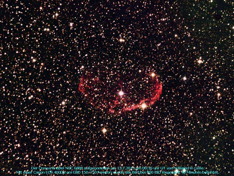 Der Crescentnebel - ein Emissionsnebel (Wolf-Rayet-Nebel) im Schwan (Cygnus)