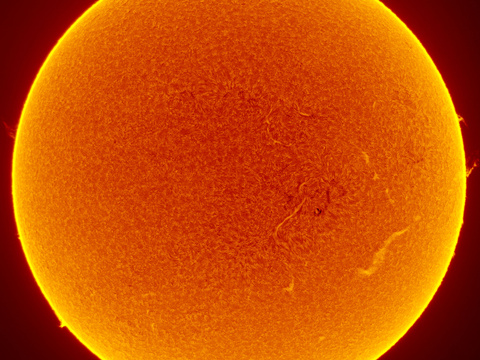Sonne — Die Sonne, aufgenommen am 7. Juni 2016 von Robert in Obercrinitz.Autor: RobertLizenz: CC BY-NC-ND 4.0