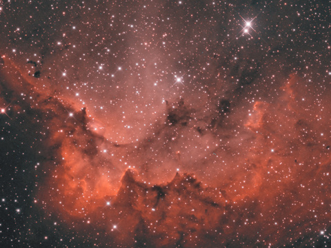 Zauber 3 — Ein Detailausschnitt des Zaubernebels. Aufnahme und Bearbeitung: Robert.Autor: RobertLizenz: CC BY-NC-ND 4.0
